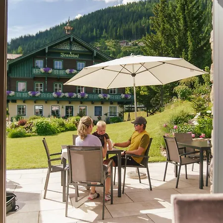 Brandhof Apartmán *